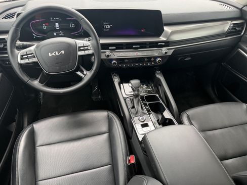 Certified 2024 Kia Telluride S FWD image 13