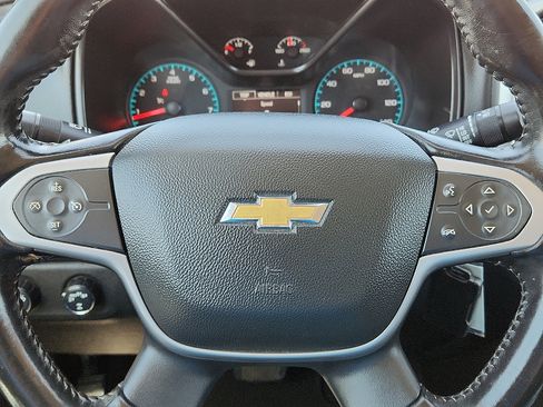 Used 2021 Chevrolet Colorado LT image 19