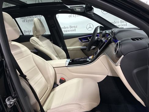 New 2026 Mercedes-Benz GLC 300 4MATIC image 12