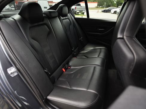 Used 2015 BMW M3 RWD image 18
