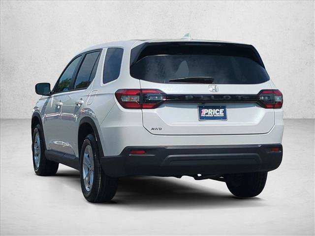Certified 2023 Honda Pilot LX image 8