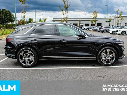 Used 2024 Genesis Electrified GV70 Advanced image 9