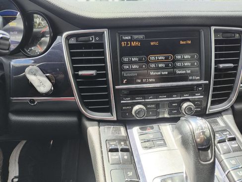Used 2013 Porsche Panamera image 58
