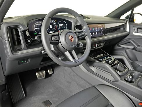 New 2026 Porsche Cayenne S AWD/4WD image 4
