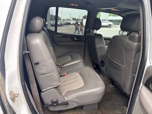 Used 2004 GMC Envoy XL SLT AWD/4WD image 27