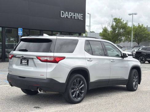 Used 2020 Chevrolet Traverse RS FWD image 29