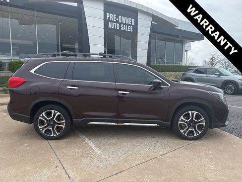 Used 2024 Subaru Ascent Touring AWD/4WD image 2