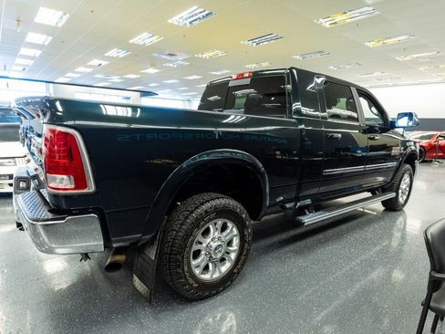 Used 2018 RAM 2500 Laramie image 7