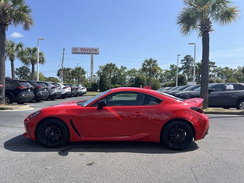 Used 2024 Toyota GR86 Premium image 7