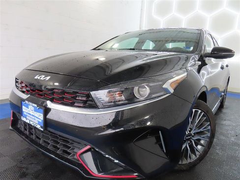 Used 2023 Kia Forte GT-Line FWD image 1