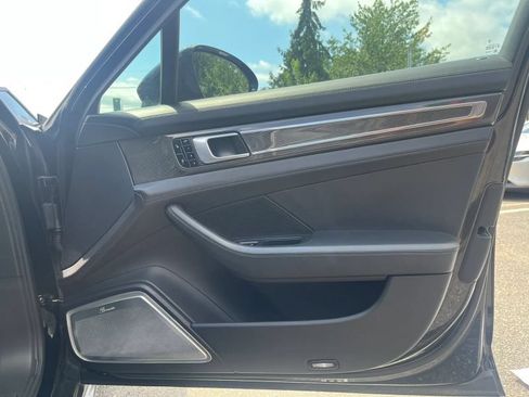 Used 2018 Porsche Panamera Turbo S AWD/4WD image 22