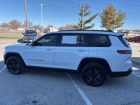 Used 2021 Jeep Grand Cherokee L Limited image 18