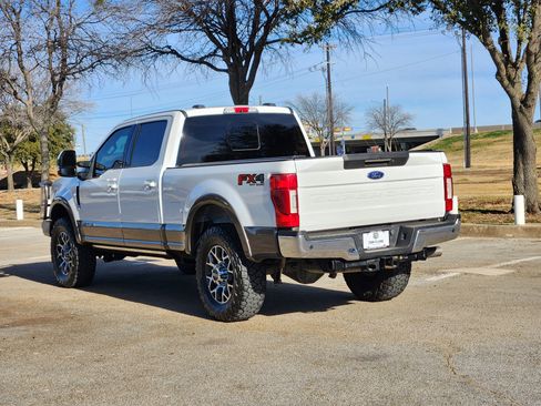 Used 2020 Ford F250 Lariat w/ Lariat Ultimate Package image 5