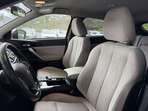 Used 2018 Mitsubishi Eclipse Cross SE image 15