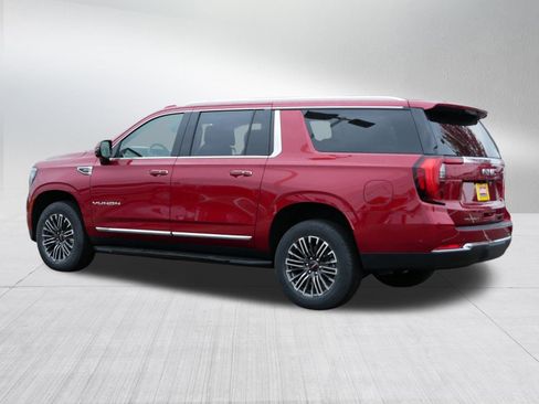 New 2026 GMC Yukon XL Elevation image 2