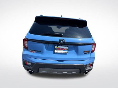 Certified 2025 Honda Passport TrailSport image 4
