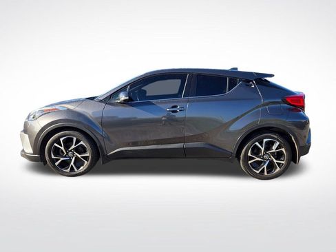 Used 2019 Toyota C-HR Limited FWD image 6