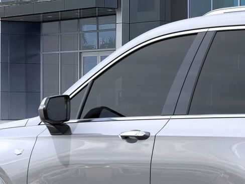 New 2025 Cadillac XT6 Luxury image 12
