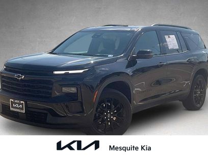 Used 2024 Chevrolet Traverse LT w/ Midnight/Sport Edition