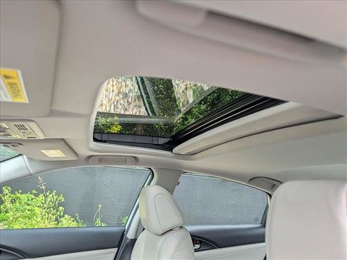 Used 2022 Honda Insight Touring image 29