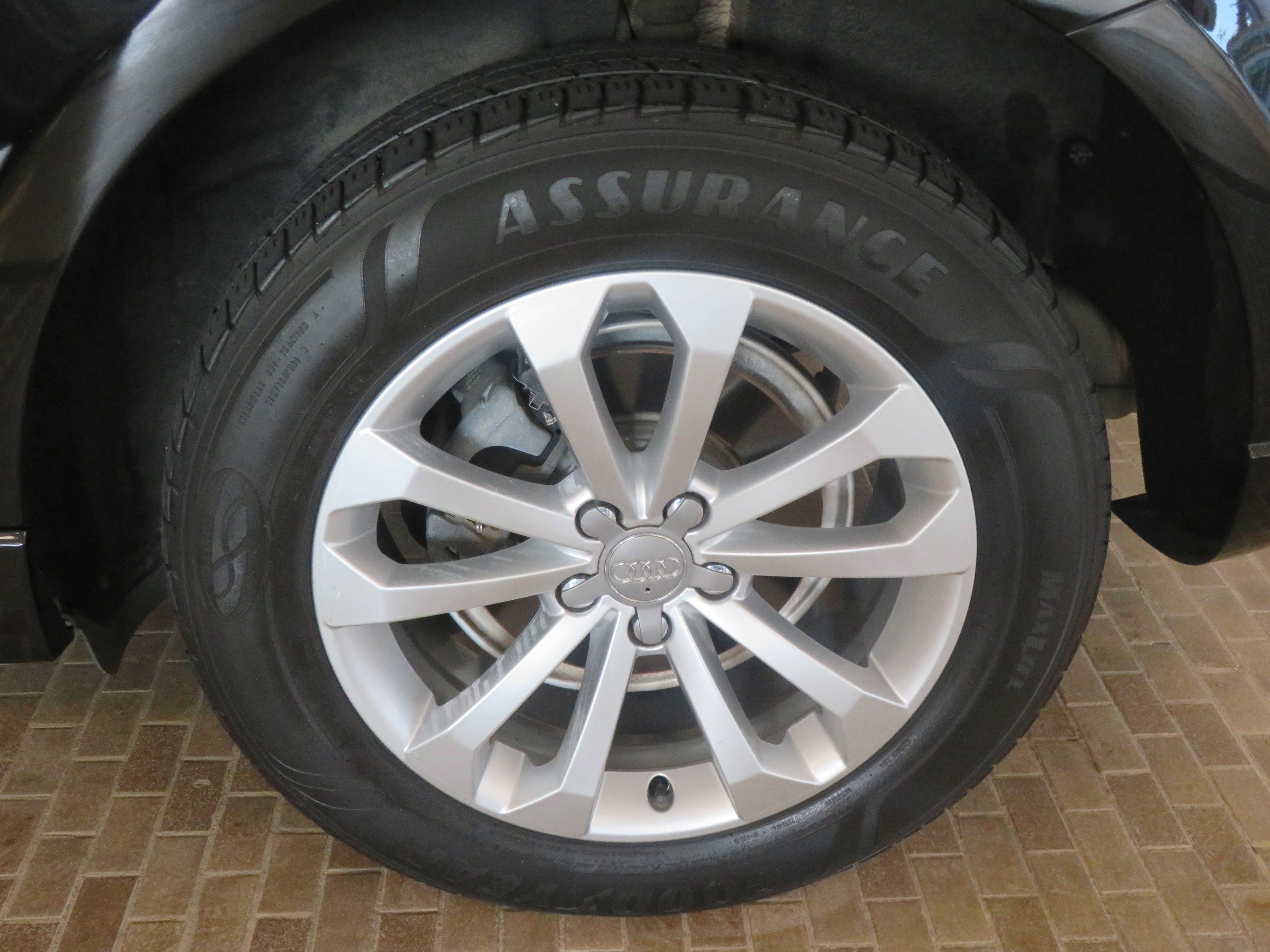 Used 2015 Audi Q5 2.0T Premium Plus w/ Technology Package AWD/4WD image 8