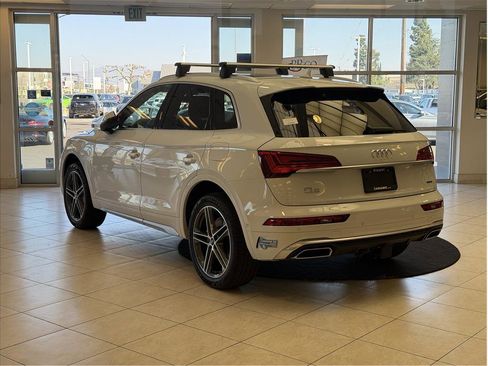 Used 2021 Audi Q5 e Prestige w/ Prestige Package image 7