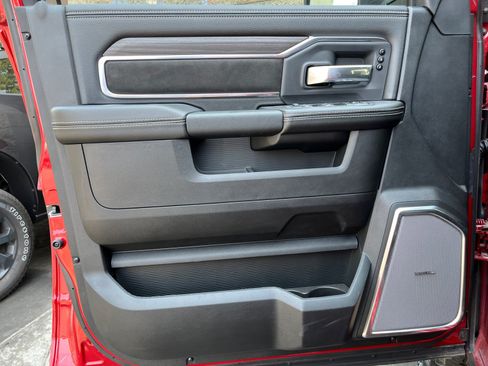 New 2026 RAM 3500 Laramie AWD/4WD image 9