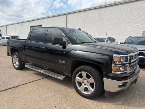 Used 2015 Chevrolet Silverado 1500 LT w/ Texas Edition, 1LT Trim RWD image 2