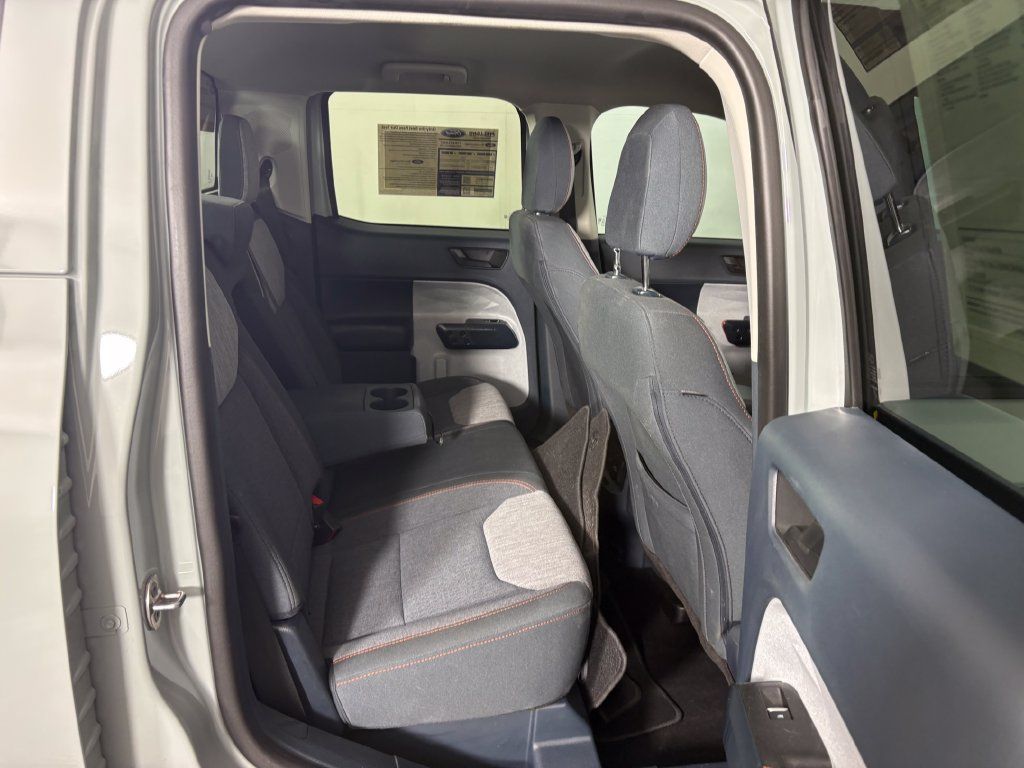Certified 2023 Ford Maverick XLT w/ Equipment Group 300A Standard AWD/4WD image 32