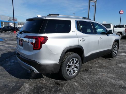 Used 2020 GMC Acadia SLT w/ Premium Package image 5