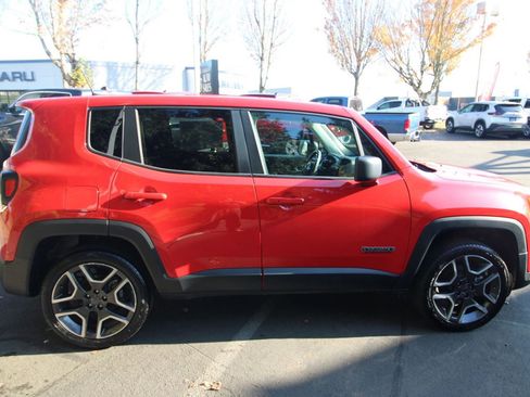 Used 2021 Jeep Renegade Sport image 48