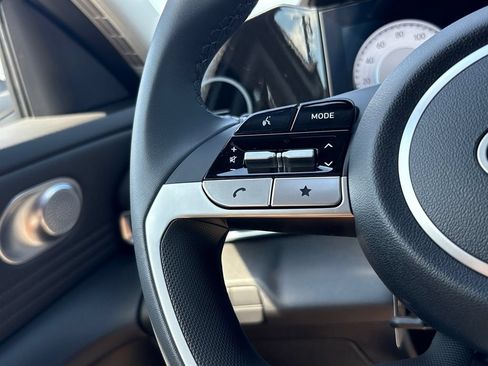 New 2026 Hyundai Elantra Limited FWD image 15