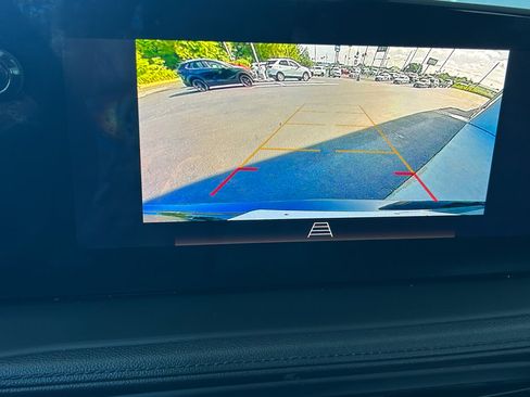 Used 2024 Buick Encore GX Sport Touring image 12