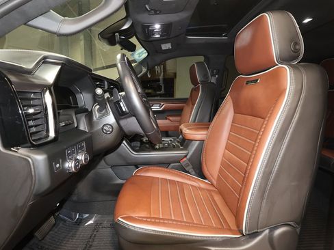 Used 2024 GMC Sierra 1500 Denali Ultimate AWD/4WD image 25