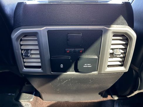 Used 2019 Ford F350 Platinum AWD/4WD image 29
