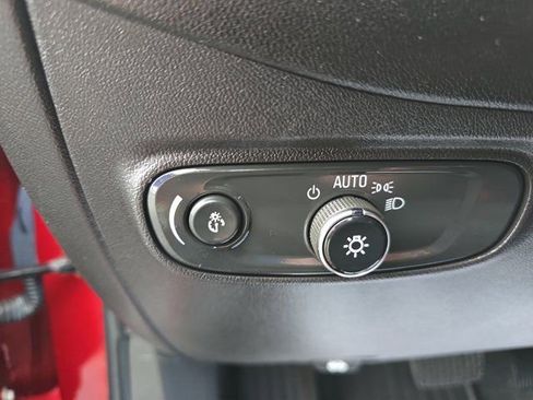 Used 2024 Chevrolet Equinox LT image 25