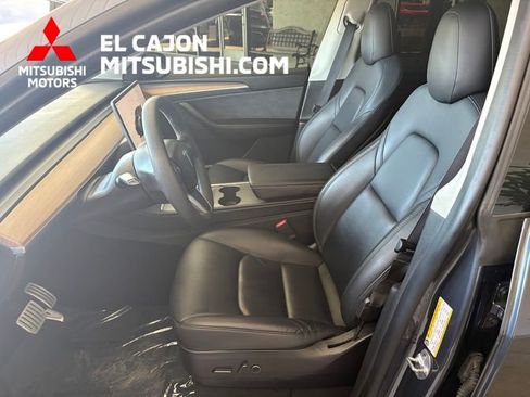 Used 2022 Tesla Model Y Performance AWD/4WD image 13