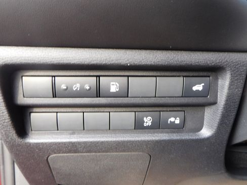 New 2025 Mitsubishi Outlander SE image 15