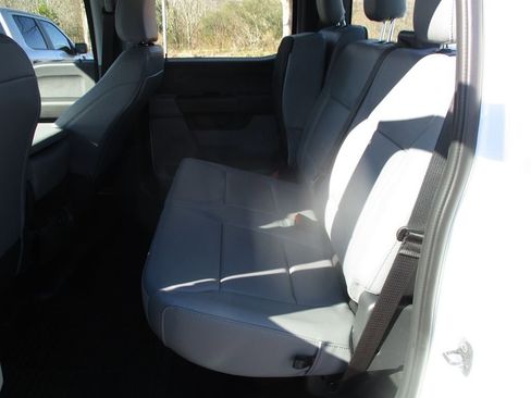 New 2026 Ford F250 XL w/ XL Chrome Package image 8