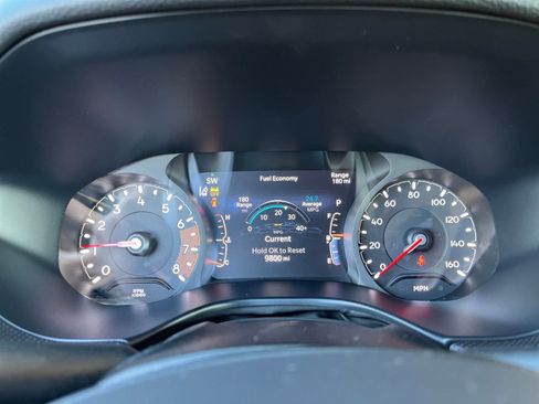 Used 2025 Jeep Compass Trailhawk AWD/4WD image 40
