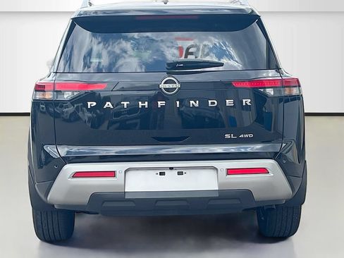 Used 2025 Nissan Pathfinder SL AWD/4WD image 6