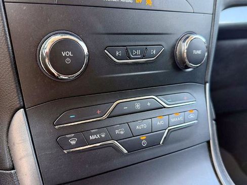 Certified 2020 Ford Edge SE AWD/4WD image 24