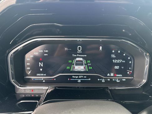 Used 2023 GMC Sierra 1500 Elevation image 28