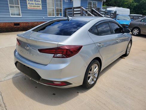 Used 2020 Hyundai Elantra SEL FWD image 9