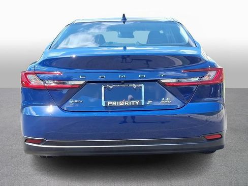 Used 2025 Toyota Camry LE AWD/4WD image 5