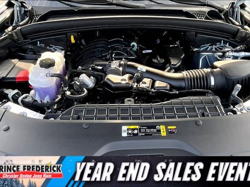 New 2025 Jeep Grand Cherokee 4WD image 11