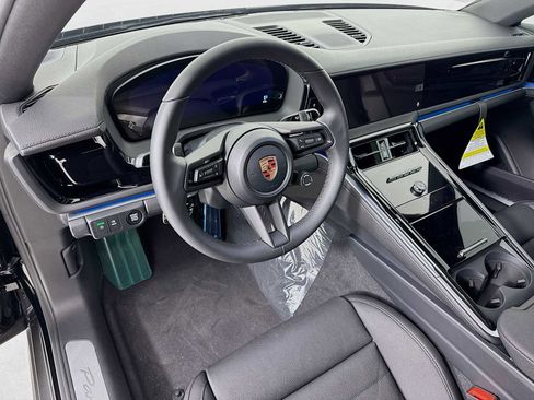 New 2026 Porsche Panamera image 4