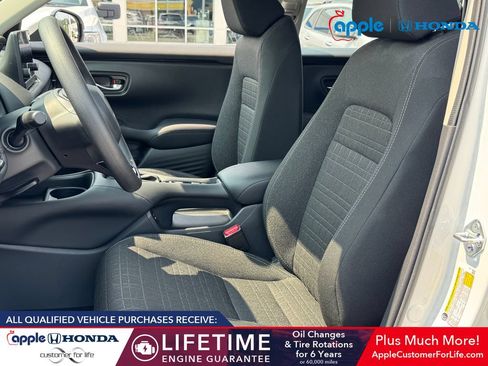 Used 2025 Honda HR-V LX image 7