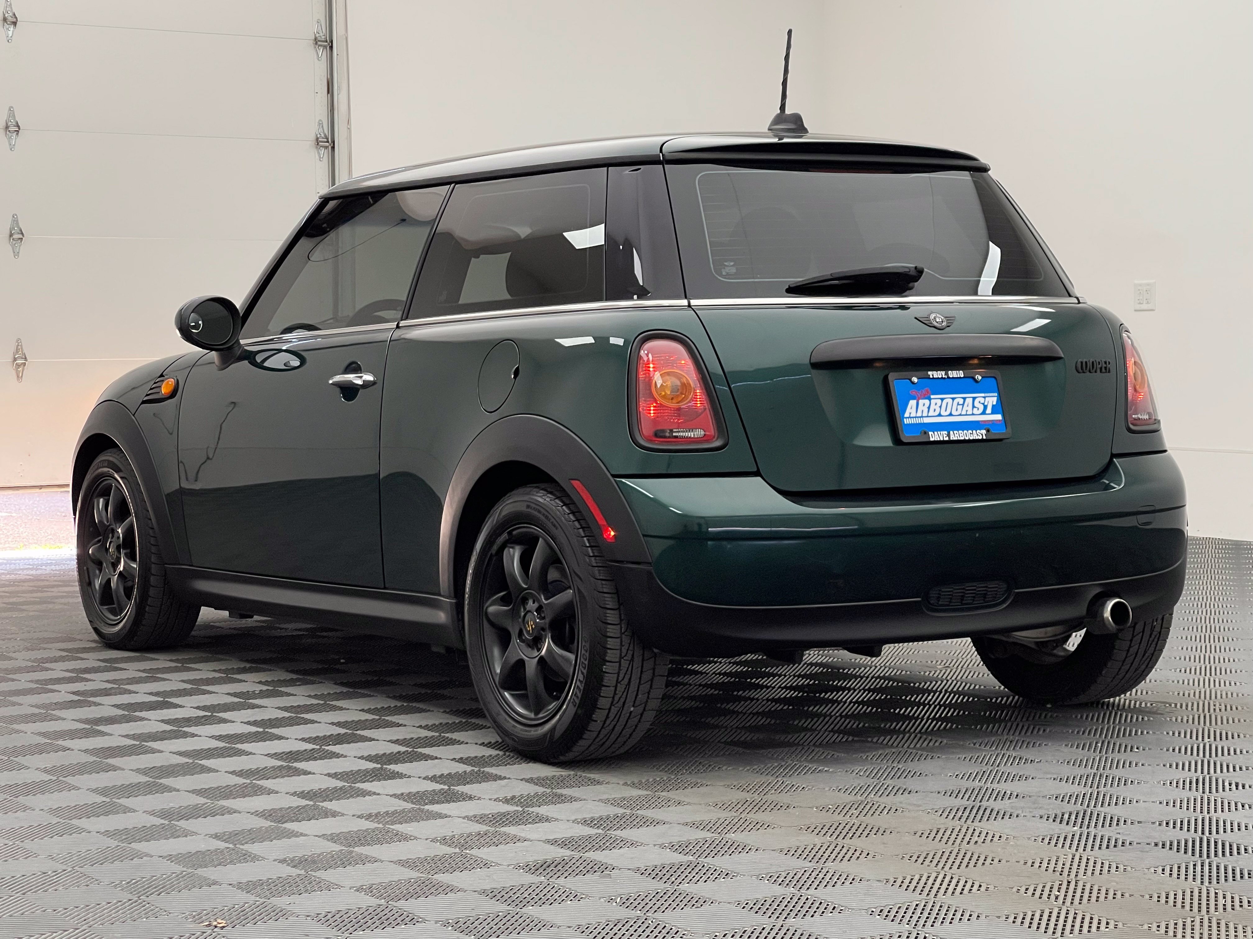 Used 2007 MINI Cooper Hardtop FWD image 8