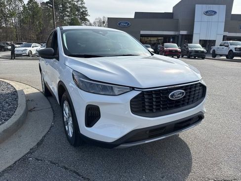 New 2026 Ford Escape Active image 3